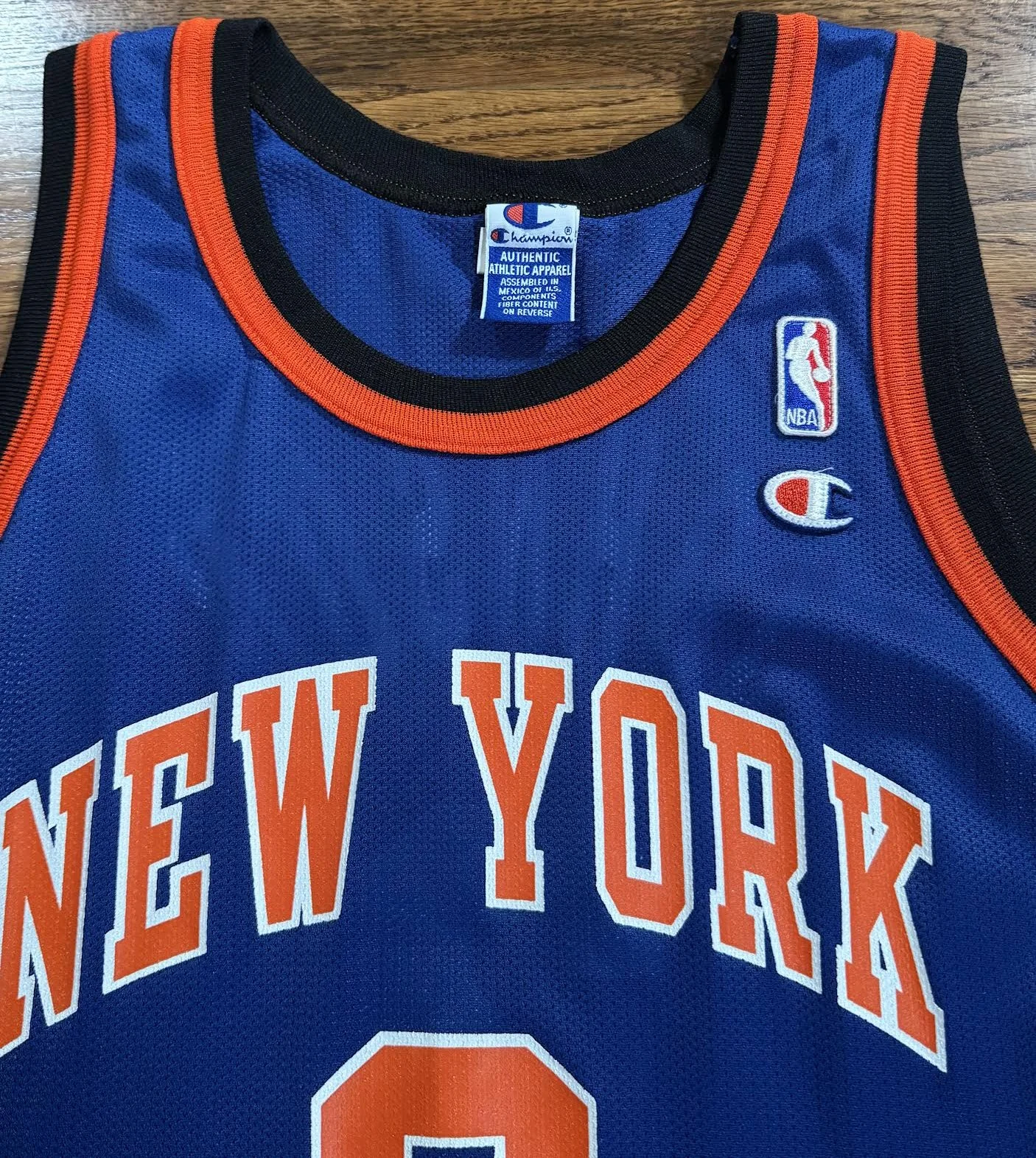Vintage Champion New York Knicks Larry Johnson Jersey (Size 44
